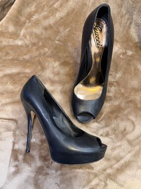 Gucci Black Leather Peep-Toe Platform Stiletto Pumps